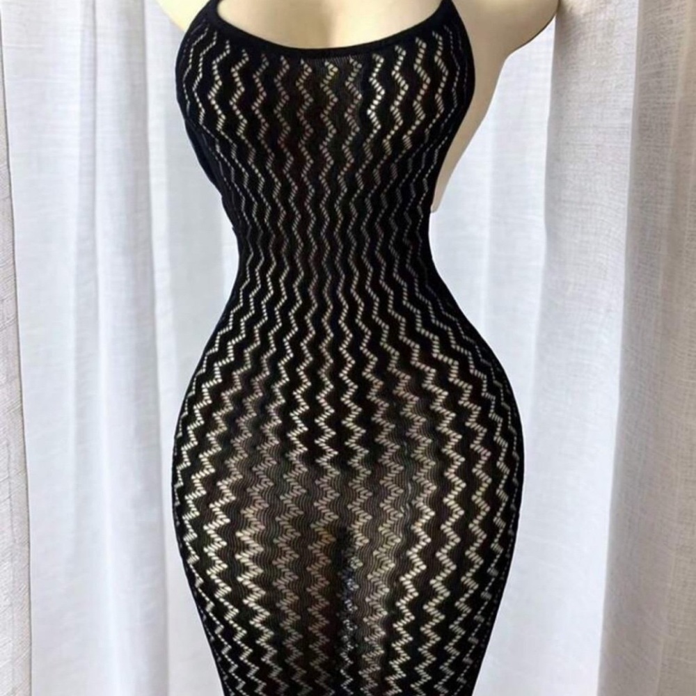 Black and White Zigzag Pattern Dress